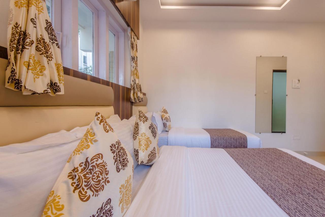 Hotel Golden Palms Βομβάη Εξωτερικό φωτογραφία